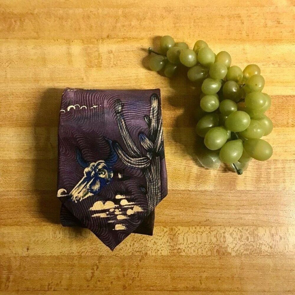 1158 NATURE'S MUSEUM Collection Dry Gulch  NECKTIE 56 in X 3.75 in